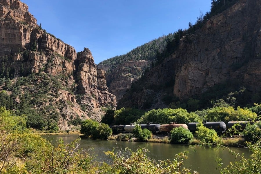glenwood canyon and colorado river