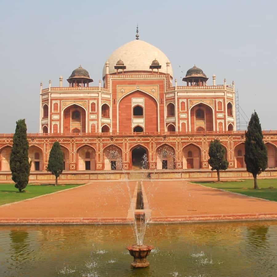 Humayun's Tomb in Delhi,India with a fountain