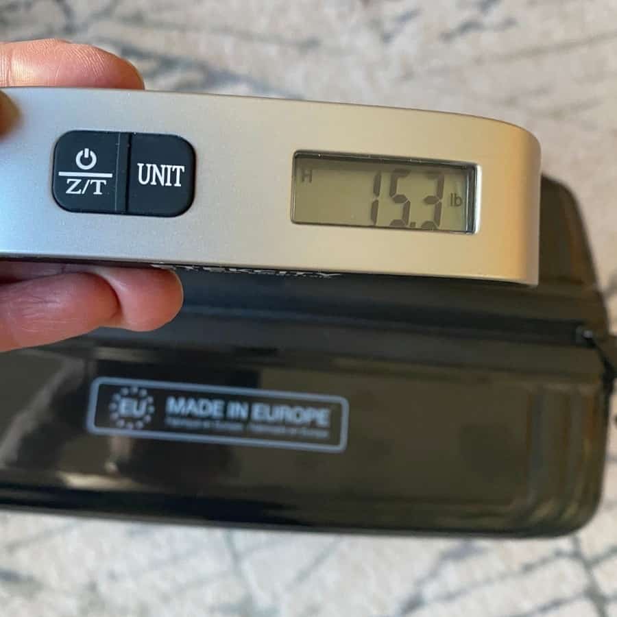 Weighing Samsonite carry on luggage
