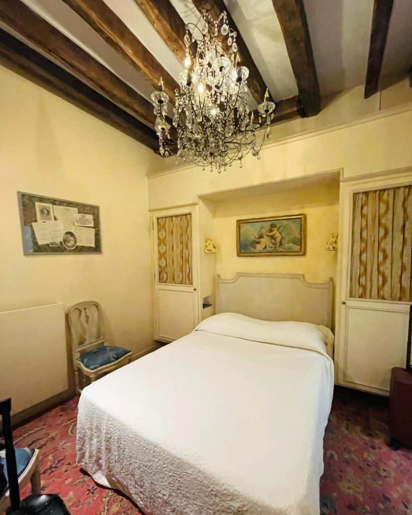 A basic and affordable room at Hotel Caron de Beaumarchais